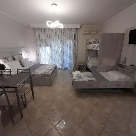 Ferienwohnung Studio Garden Nea Kallikrateia Exterior foto
